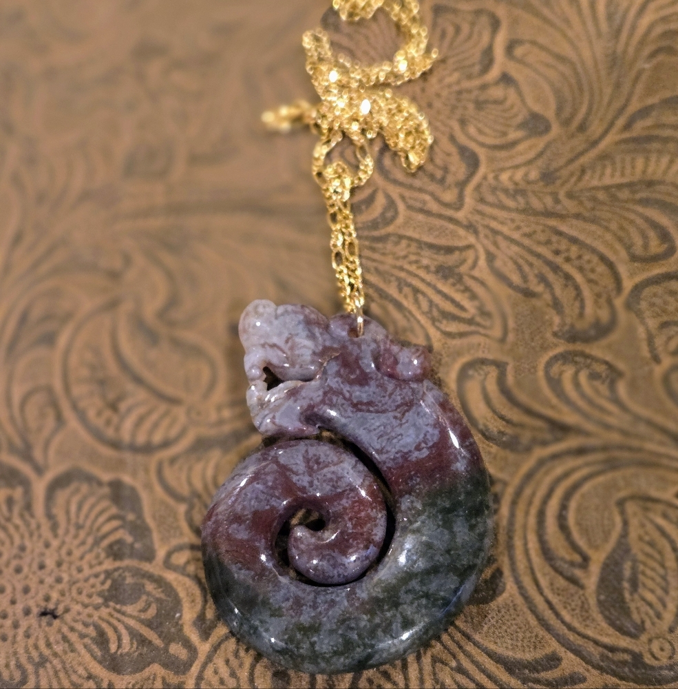 Moss Agate Dragon Pendant On 18KT GF Chain Necklace - Picture 5 of 6